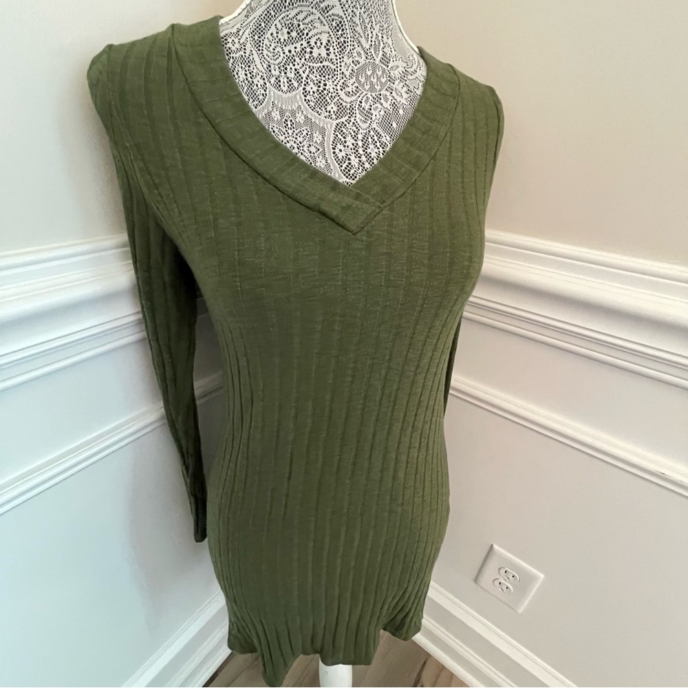 Anthropologie Deletta Womens ribbed Green Long Sleeve Blouse Size S New